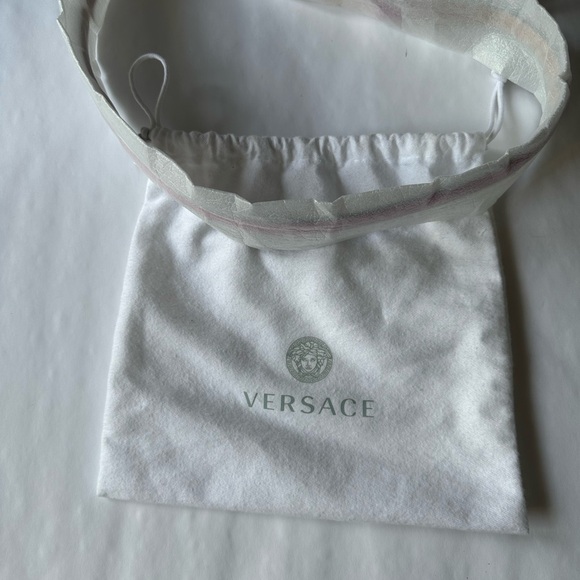 Versace Glossy Pink Leather Accessory - Picture 13 of 13